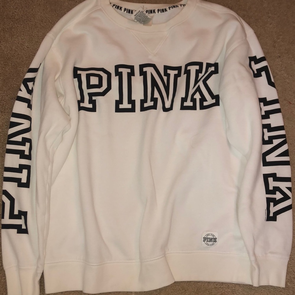 Pink Victoria’s Secret pull over